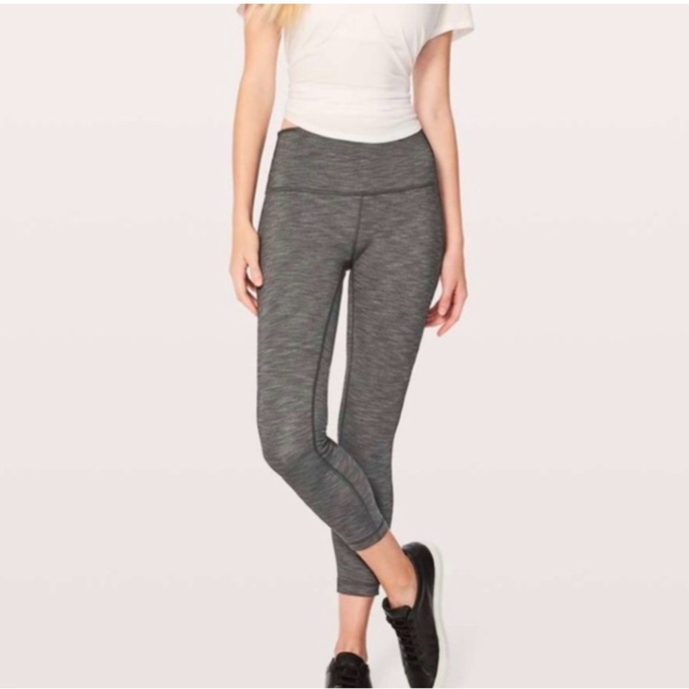 Lululemon Wunder Under Hi-Rise 7/8 *Full-On Luxtreme‎ 25" 6